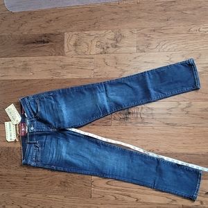 NWT Lucky Straight N Sweet Jeans